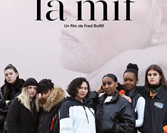 «The fam»: siete chicas en un hogar de acogida